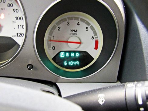 Used 2008 Dodge Avenger SXT w/ Sport Appearance Group FWD image 14