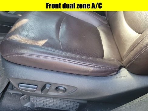 Used 2021 Toyota Sienna Platinum image 13