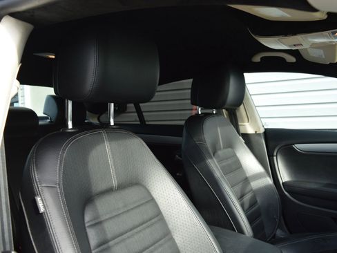 Used 2016 Volkswagen CC R-Line image 19