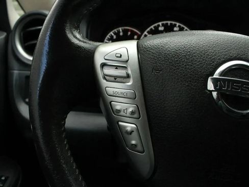 Used 2016 Nissan Versa Note SV FWD image 31