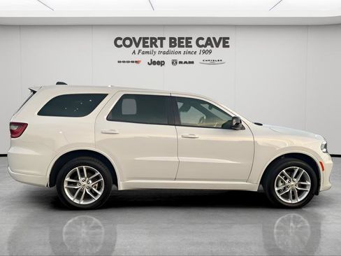 Certified 2025 Dodge Durango GT image 11