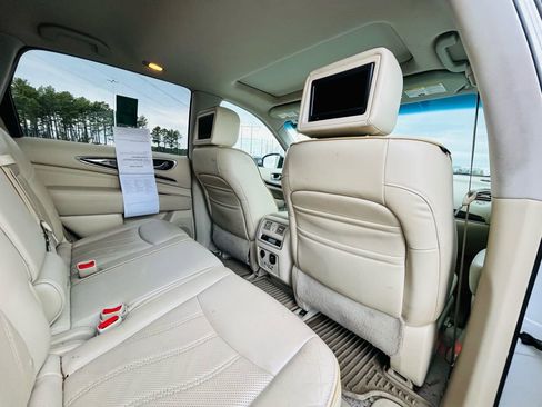 Used 2013 INFINITI JX35 AWD w/ Premium Pkg image 17