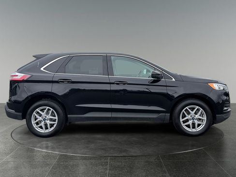 Used 2022 Ford Edge SEL AWD/4WD image 10