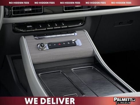 New 2026 Lincoln Aviator Reserve w/ Jet Appearance Package RWD image 15
