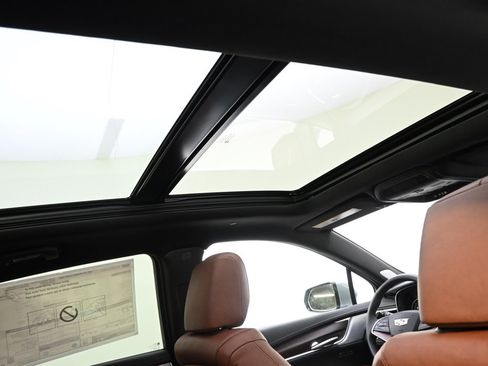 New 2025 Cadillac XT5 Premium Luxury w/ Technology Package image 17