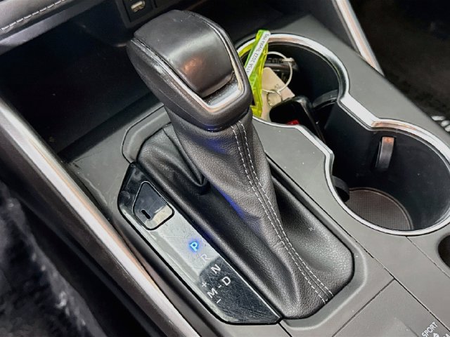 Certified 2022 Toyota Highlander XLE FWD image 18