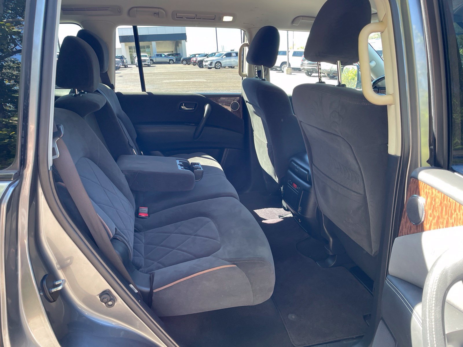 Used 2019 Nissan Armada SV w/ Driver Package RWD image 37