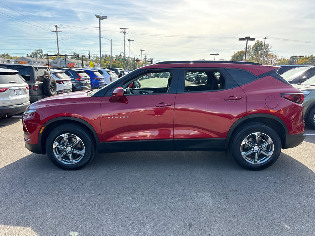Used 2024 Chevrolet Blazer LT w/ Convenience Package FWD image 4