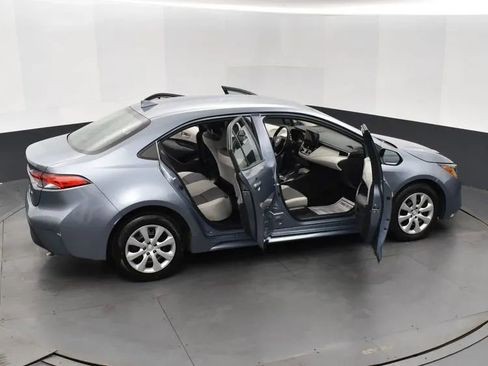 Used 2023 Toyota Corolla LE FWD image 6
