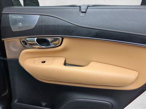 Used 2022 Volvo XC90 T8 Inscription w/ Lounge Package image 24