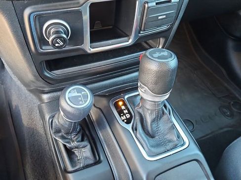 Used 2023 Jeep Wrangler Willys image 20