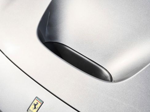 Used 2020 Ferrari F8 Tributo image 8