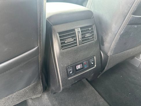 Used 2024 Mitsubishi Outlander SEL FWD image 31