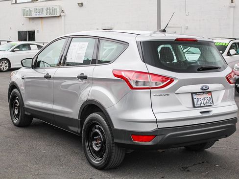 Used 2016 Ford Escape S image 7
