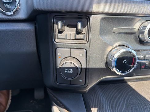Used 2023 Ford F250 Platinum AWD/4WD image 14
