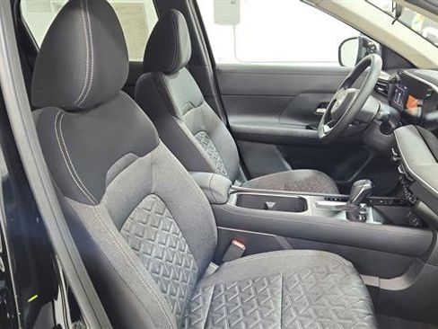 Certified 2026 Nissan Kicks SV FWD image 46