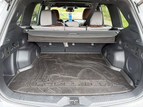 Used 2025 Subaru Forester Touring AWD/4WD image 21
