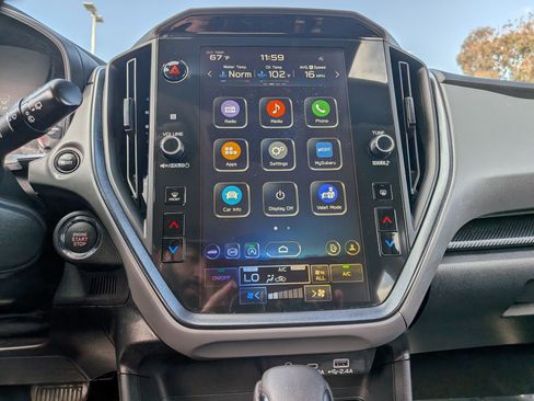 Certified 2025 Subaru Crosstrek 2.5i Limited w/ Crosstrek Mirror Package image 19