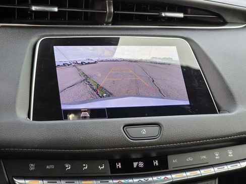 Used 2023 Cadillac XT4 Premium Luxury w/ LPO, Onyx Lite Package image 11