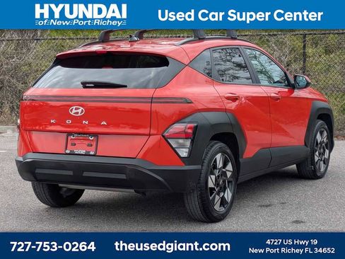 Used 2024 Hyundai Kona SEL w/ Convenience Package image 5