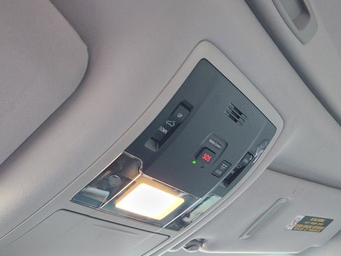 Used 2019 Lexus RX 350L FWD image 34