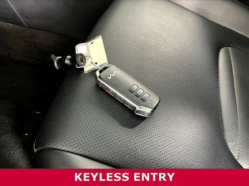 Used 2023 Kia Sportage SX Prestige AWD/4WD image 35