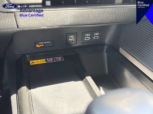 Used 2025 Toyota Camry SE FWD image 24