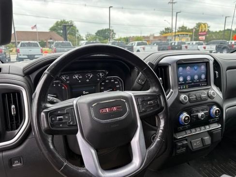 Used 2019 GMC Sierra 1500 SLE w/ SLE Value Package AWD/4WD image 4