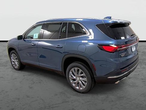 New 2026 Buick Enclave Preferred image 2