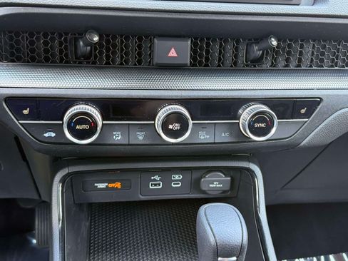 Certified 2024 Honda CR-V EX image 26