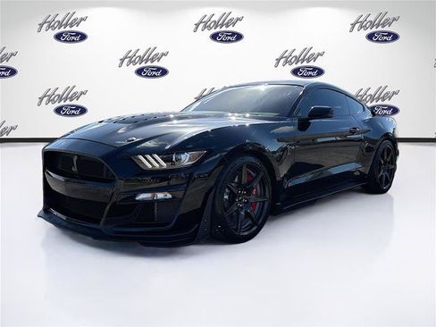 Certified 2021 Ford Mustang Shelby GT500 w/ Carbon Fiber Track Pack RWD image 3