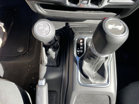 Used 2025 Jeep Wrangler Sport S w/ Convenience Group image 45