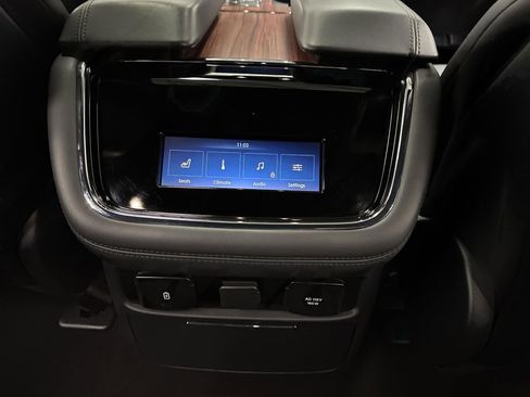 Used 2024 Lincoln Navigator Premiere image 36