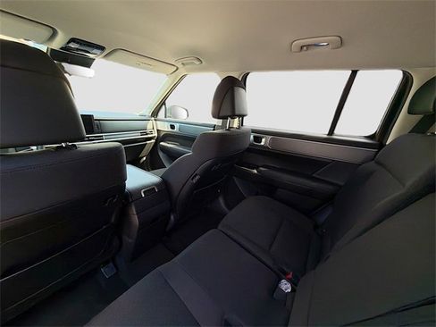 Used 2026 Hyundai Santa Fe SE image 23