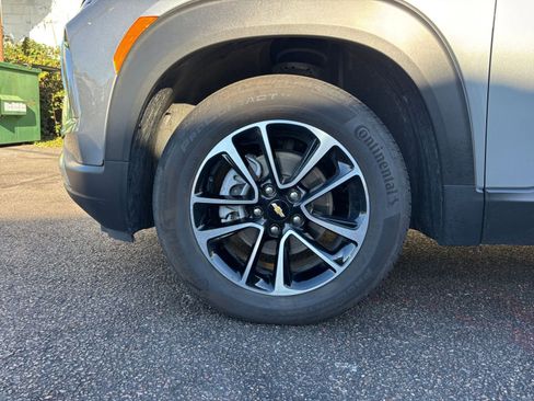 Used 2025 Chevrolet TrailBlazer LT image 28