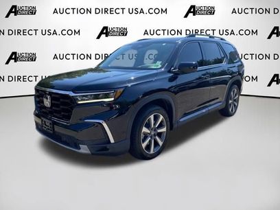 Used 2025 Honda Pilot Elite