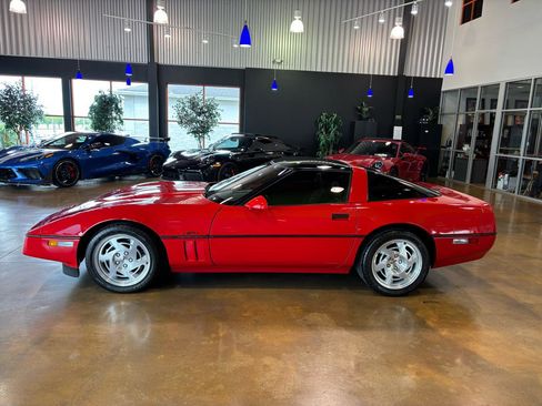 Used 1990 Chevrolet Corvette ZR-1 RWD image 3