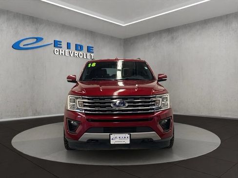 Used 2018 Ford Expedition XLT w/ Equipment Group 202A AWD/4WD image 9