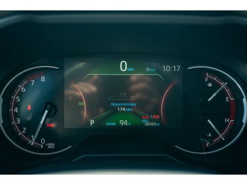 Used 2025 Toyota RAV4 XLE AWD/4WD image 21