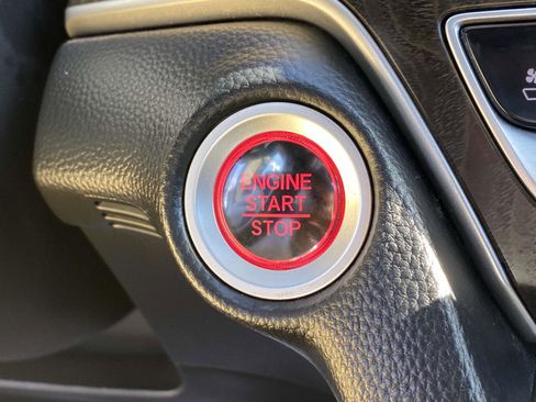 Used 2021 Honda Accord Touring image 26