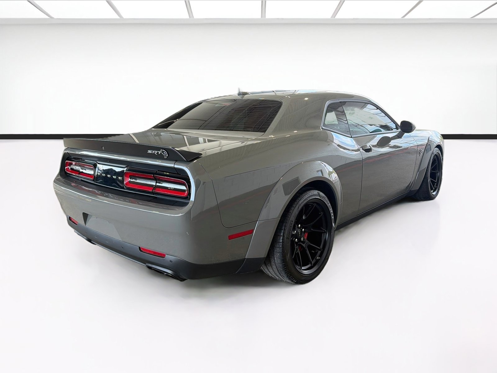 Used 2023 Dodge Challenger SRT Hellcat RWD image 4