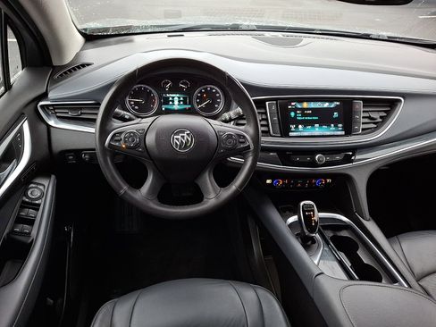 Used 2019 Buick Enclave Premium image 12