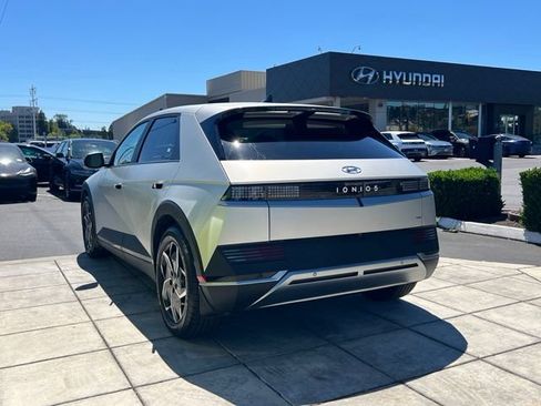 Certified 2023 Hyundai Ioniq 5 SEL AWD/4WD image 9