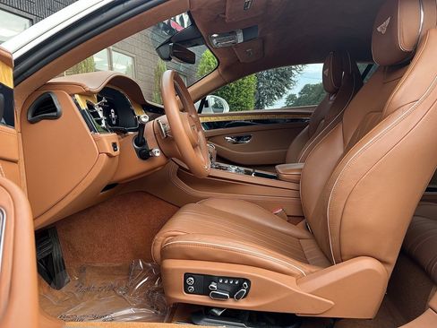 Used 2020 Bentley Continental GT image 23