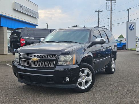 Used 2008 Chevrolet Tahoe LTZ w/ LTZ Preferred Equipment Group image 1