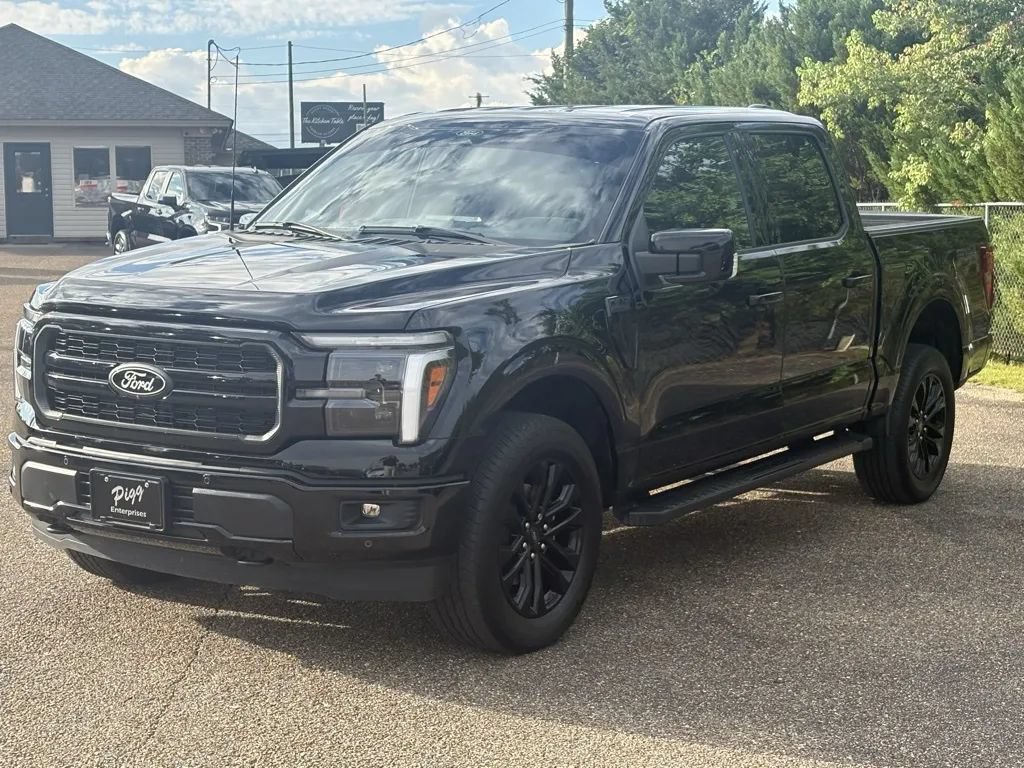 Used 2025 Ford F150 Lariat w/ Equipment Group 501A Mid AWD/4WD image 9