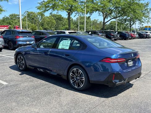 New 2026 BMW 550e xDrive AWD/4WD image 7