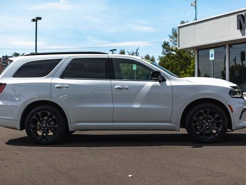 Used 2023 Dodge Durango R/T w/ Blacktop Package AWD/4WD image 8