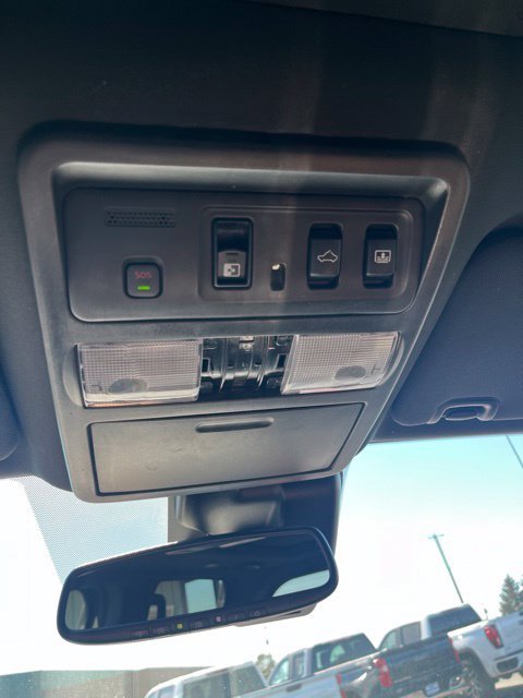 Used 2021 Nissan Titan 4x4 Crew Cab image 45