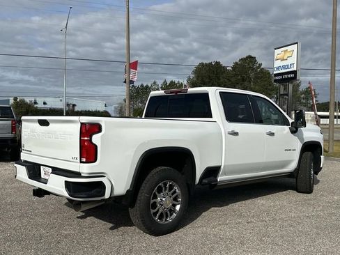 New 2026 Chevrolet Silverado 2500 LTZ w/ Z71 Chrome Sport Edition image 9